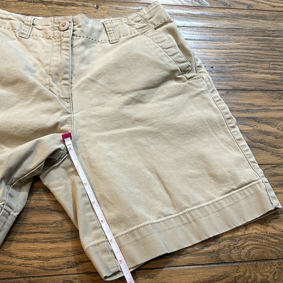 Talbots Petites Stretch Khaki Shorts - Picture 5 of 14
